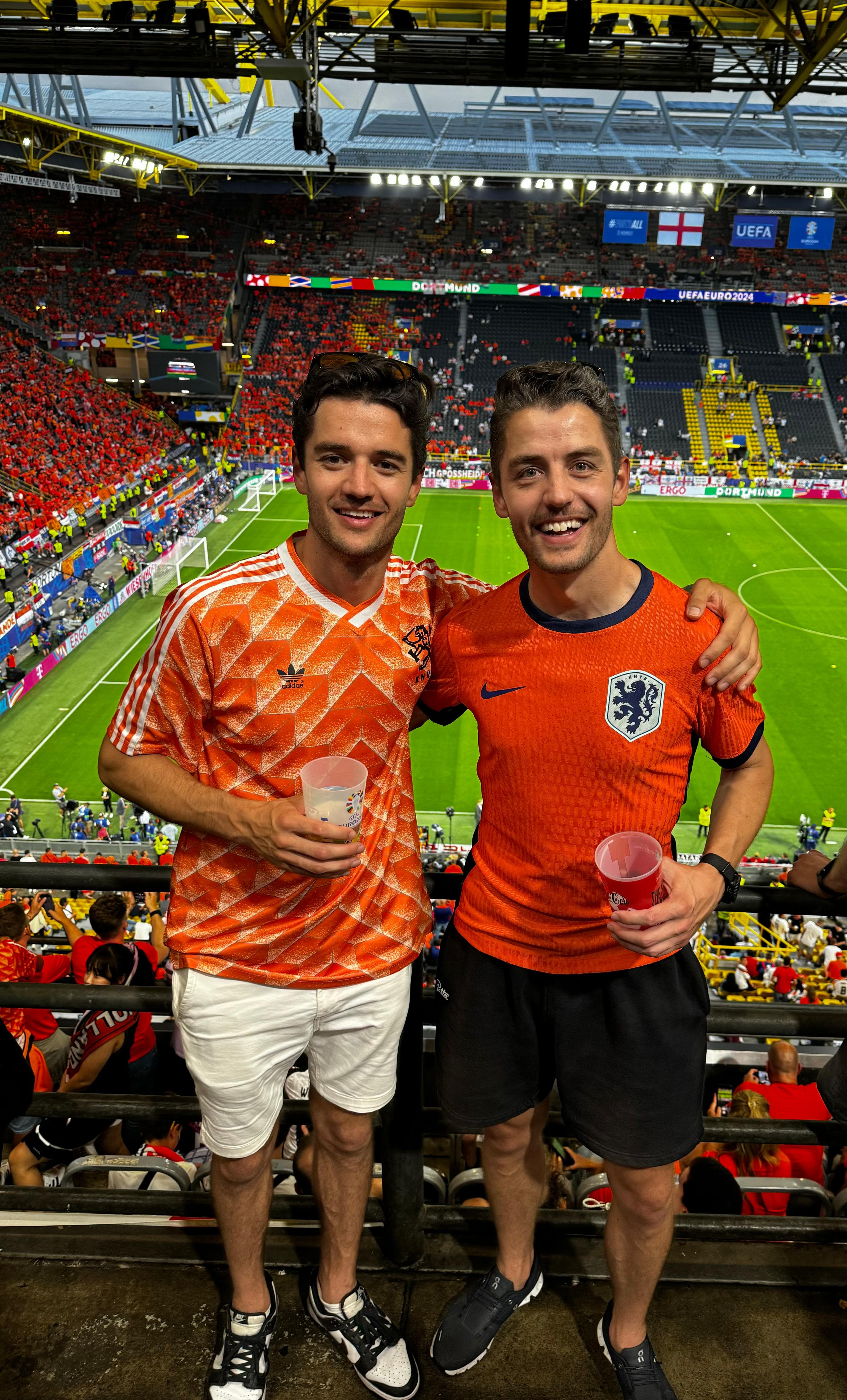 Frank bij Nederland – Engeland (EK)